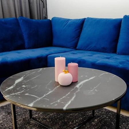 Super Luxurious & Spacious Designer Apartment. 스타라 자고라 외부 사진