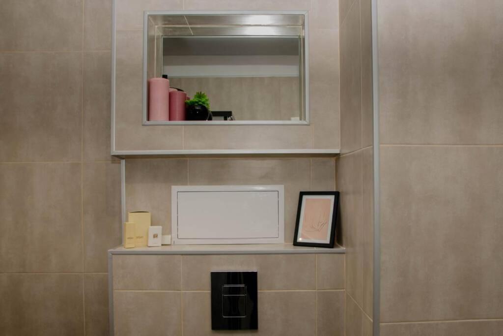 Super Luxurious & Spacious Designer Apartment. 스타라 자고라 외부 사진